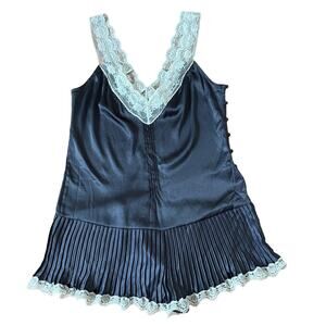 Victoria Secret Satin Pleated Baby Doll Romper Bodysuit Lace Black Size L